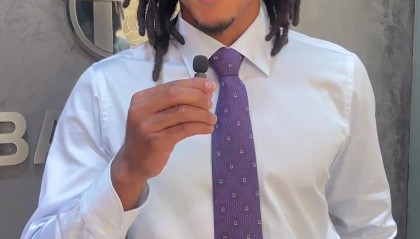 mk体育-续约至2030年！巴萨官方社媒晒孔德签署新合同视频