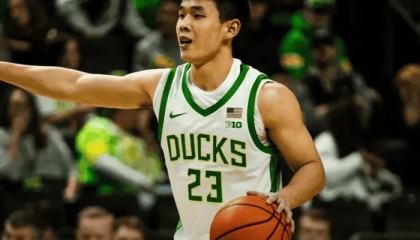 mk体育官网-林葳5中2仅得7分！攻守压力递增，连进关键球反超，失误却麻烦！|球队|比赛|对手|密西根|下半场_新浪体育_新浪新闻