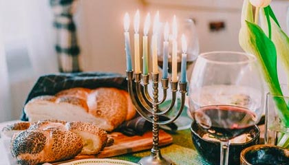 mksport-有仇必报！布朗运球被校长断下，下一回合直接突破将其隔扣